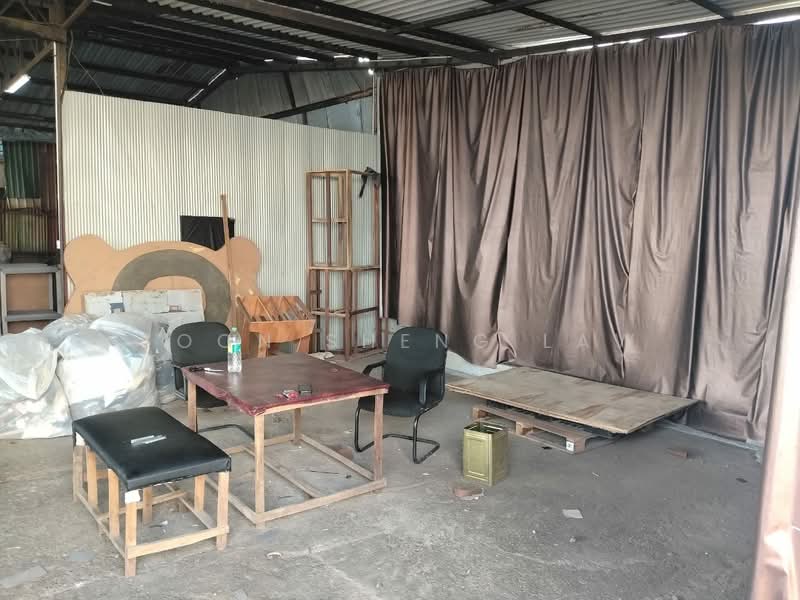 Kilang untuk Disewa di Taman Desa Serdang (Seri Kembangan) - Soon Sheng Law - Interior - PropertyGuru.com.my