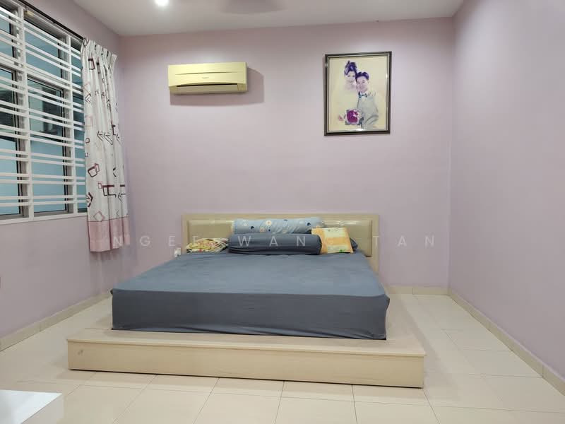 2-storey Terraced House for Sale in Taman Krubong Utama (Krubong) - Ngee Wang Tan - Bedroom - PropertyGuru.com.my