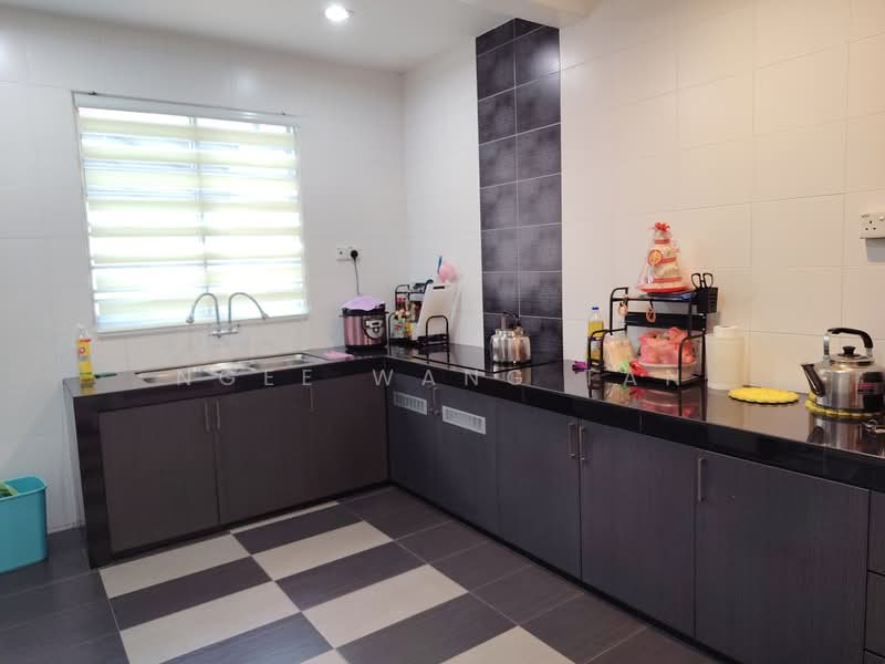 2-storey Terraced House for Sale in Taman Krubong Utama (Krubong) - Ngee Wang Tan - Kitchen - PropertyGuru.com.my