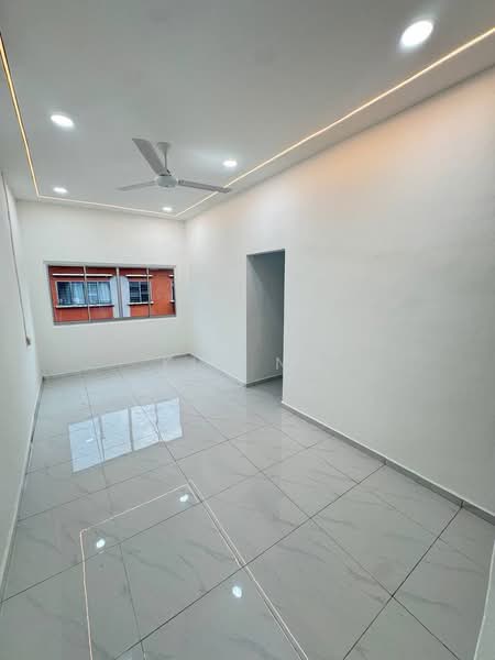 Rumah Flat untuk Dijual di Taman Pulai Utama - Kim Ng - Interior - PropertyGuru.com.my