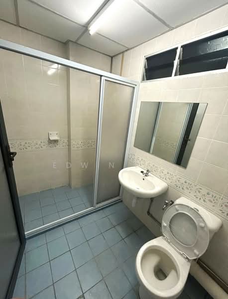 Condominium for Rent at Putra Place Condominium - Edwin Ewe - Bathroom - PropertyGuru.com.my