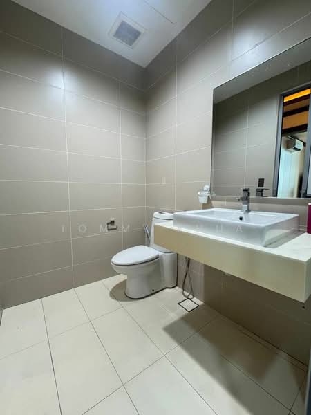 Servis Apartment untuk Disewa di Green Haven - Tommy Phua - Bathroom - PropertyGuru.com.my