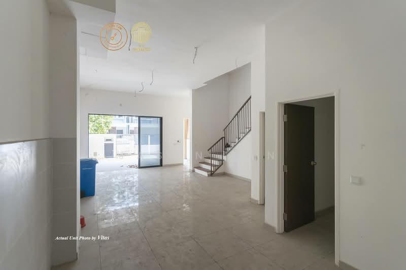Rumah Teres 3 Tingkat untuk Dijual di Setia Utama (Setia Alam) - Jason Tan - Living Room - PropertyGuru.com.my