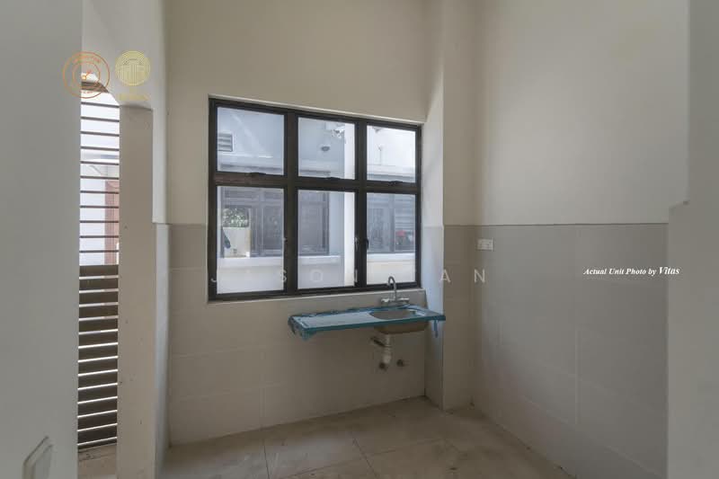 Rumah Teres 3 Tingkat untuk Dijual di Setia Utama (Setia Alam) - Jason Tan - Kitchen - PropertyGuru.com.my