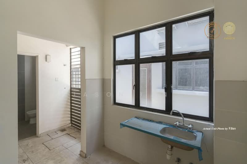 Rumah Teres 3 Tingkat untuk Dijual di Setia Utama (Setia Alam) - Jason Tan - Bathroom - PropertyGuru.com.my