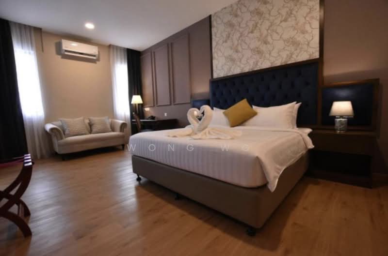 Hotel / Resort for Sale in George Town (Penang) - Wong WG - Bedroom - PropertyGuru.com.my