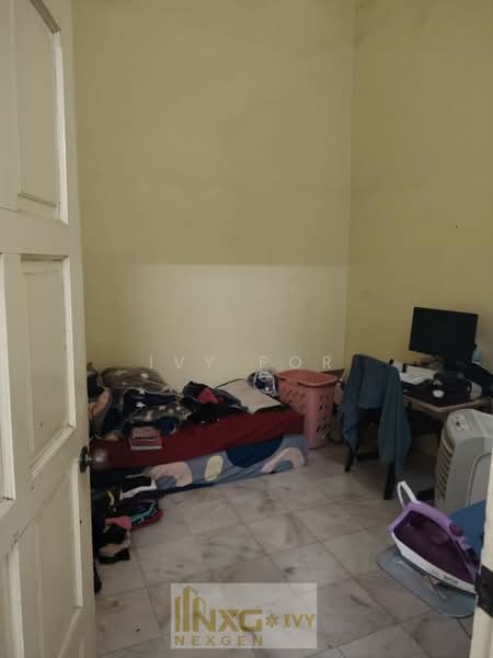 1-storey Terraced House for Rent in Taman Menara Maju (Klang) - Ivy Por - Bedroom - PropertyGuru.com.my