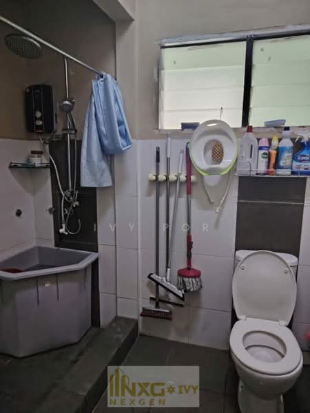 1-storey Terraced House for Rent in Taman Menara Maju (Klang) - Ivy Por - Bathroom - PropertyGuru.com.my