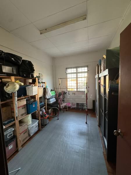 Flat for Sale at Pangsapuri Seri Mawar - ALHAFIZ AZIS - Interior - PropertyGuru.com.my
