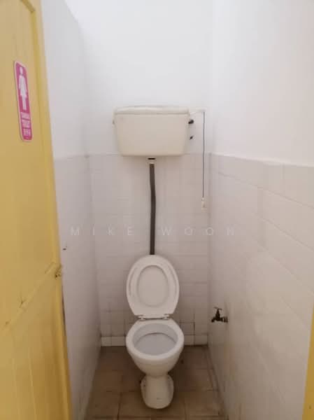 1-storey Terraced House for Rent in Taman Sentosa (Klang) - MiKe Woon - Bathroom - PropertyGuru.com.my