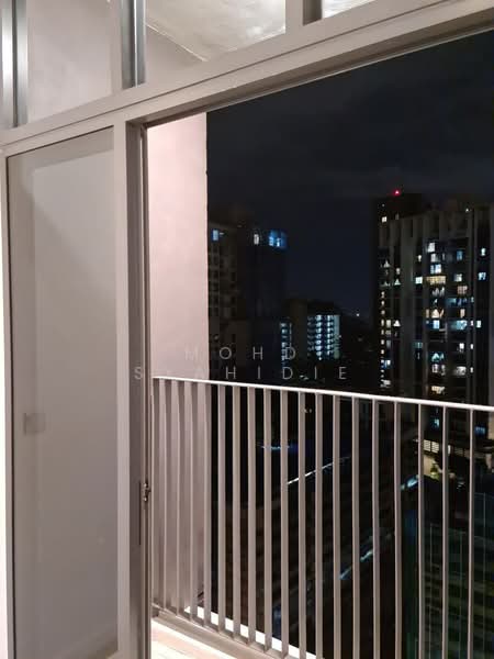 Service Residence for Sale at Serviced Residence @ Fera Residence @ The Quartz WM - Mohd Syahidie - Balcony - PropertyGuru.com.my