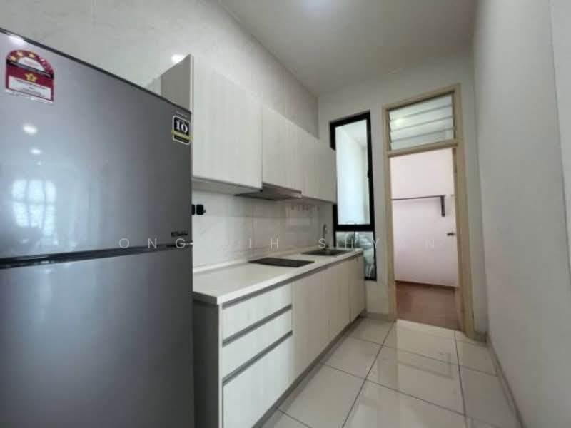 Service Residence for Sale at D'Summit Residences - Ong Lih Shyan - Kitchen - PropertyGuru.com.my