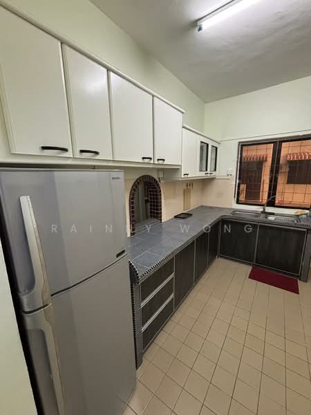 Apartment for Rent at Mutiara Court - Rainny Wong - Kitchen - PropertyGuru.com.my