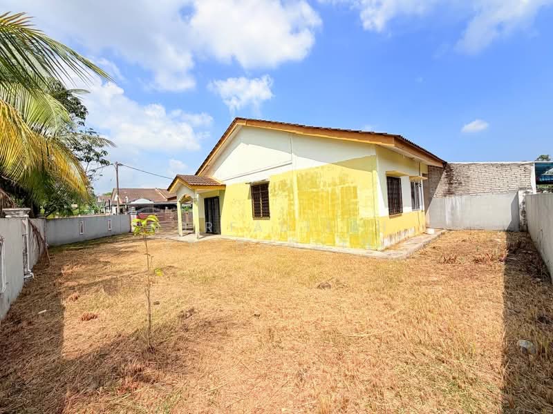 Rumah Teres 1 Tingkat untuk Dijual di Bukit Beruntung (Serendah) - NORFADILAH ZAINUDDIN - Exterior - PropertyGuru.com.my