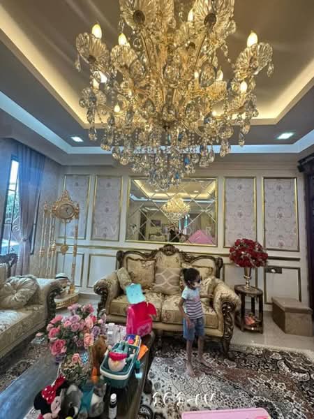 Bungalow for Sale in Taman Aman Perdana (Kapar) - Ivy Por - Living Room - PropertyGuru.com.my