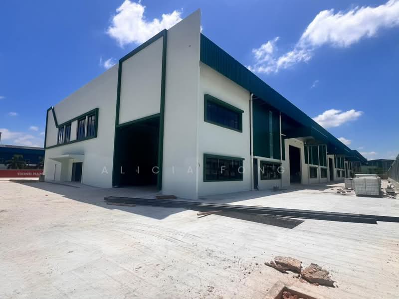 Detached Factory for Rent in Kempas (Johor Bahru) - Alicia Fong - Exterior - PropertyGuru.com.my