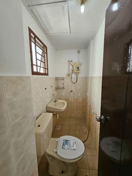 Apartment for Sale at Bayu Puteri 3 - Jeffrey Kiong - Bathroom - PropertyGuru.com.my