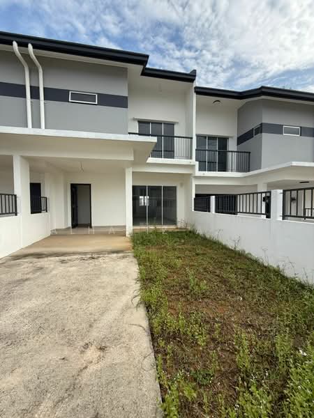 2-storey Terraced House for Sale in Kota Tinggi (Johor) - ALHAFIZ AZIS - Exterior - PropertyGuru.com.my