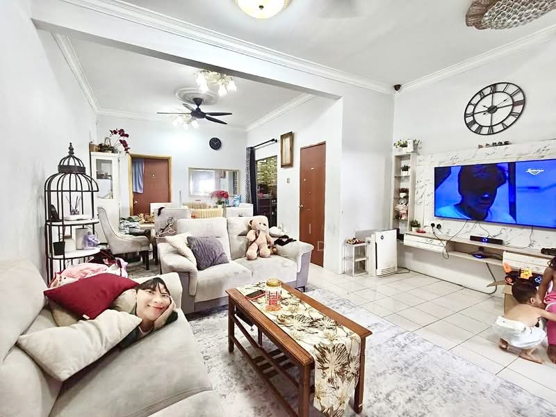 2-storey Terraced House for Sale in Taman Sungai Kapar Indah (Kapar) - NORFADILAH ZAINUDDIN - Living Room - PropertyGuru.com.my