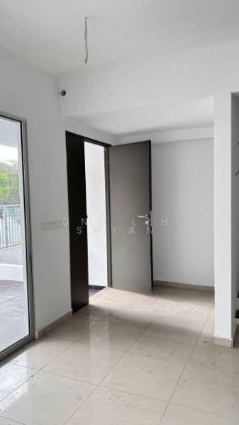 Rumah Teres 2 Tingkat untuk Dijual di Pasir Gudang (Johor) - Ong Lih Shyan - Entrance - PropertyGuru.com.my