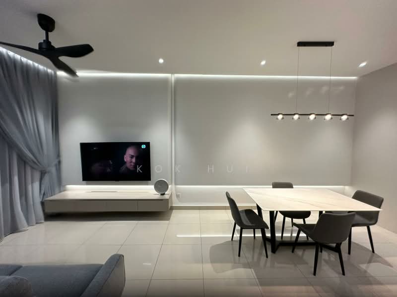 Servis Apartment untuk Dijual di Twin Tower Residence - Kok Hui - Living Room - PropertyGuru.com.my