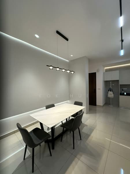 Servis Apartment untuk Dijual di Twin Tower Residence - Kok Hui - Dining Room - PropertyGuru.com.my