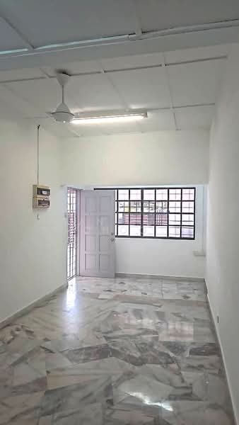 Rumah Teres 1 Tingkat untuk Dijual di Taman Puchong Perdana (Puchong) - Tan Bee Choo - Interior - PropertyGuru.com.my