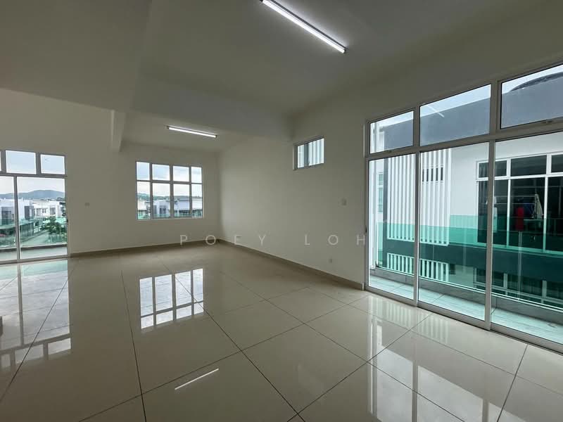 Cluster House for Sale in Skudai (Johor) - Poey Loh - Living Room - PropertyGuru.com.my
