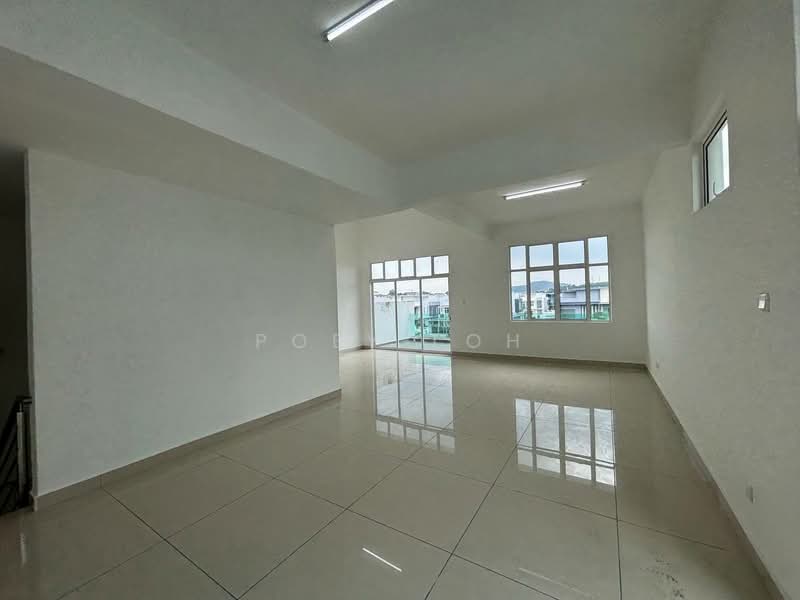 Cluster House for Sale in Skudai (Johor) - Poey Loh - Living Room - PropertyGuru.com.my