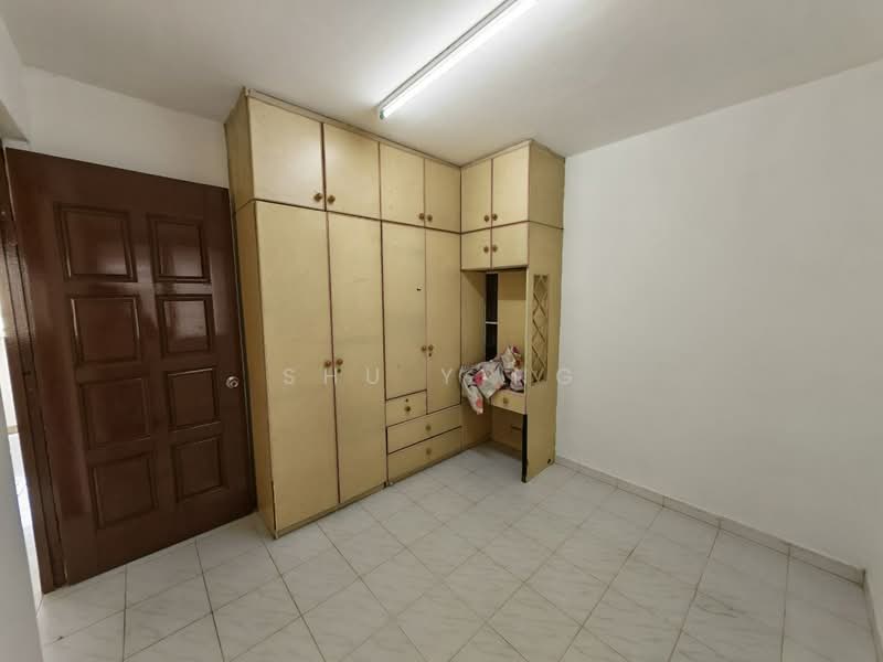 Rumah Flat untuk Dijual di Flat Taman Ungku Tun Aminah - Shu Ying - Bedroom - PropertyGuru.com.my
