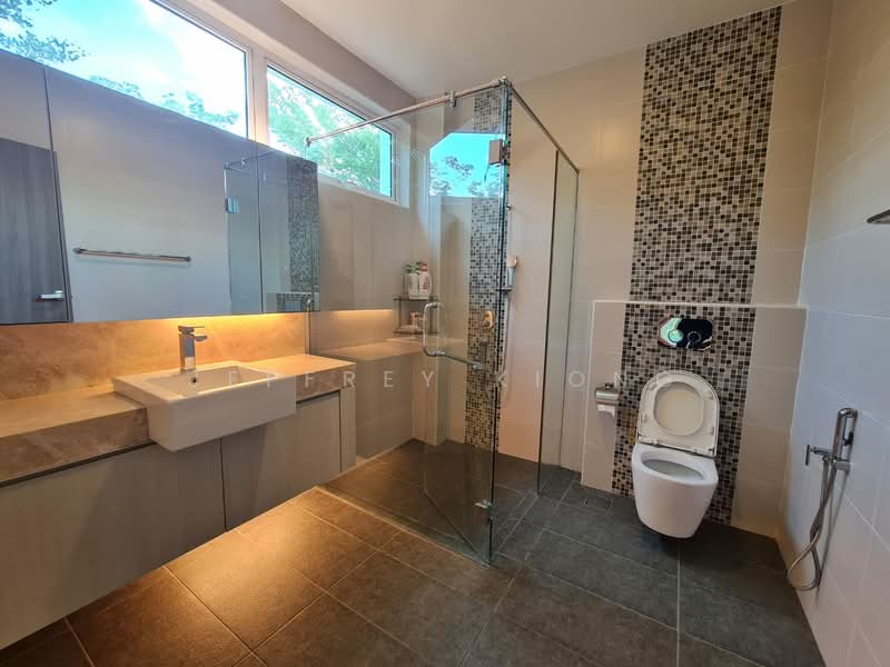 Bungalow for Sale in Leisure Farm (Gelang Patah) - Jeffrey Kiong - Bathroom - PropertyGuru.com.my