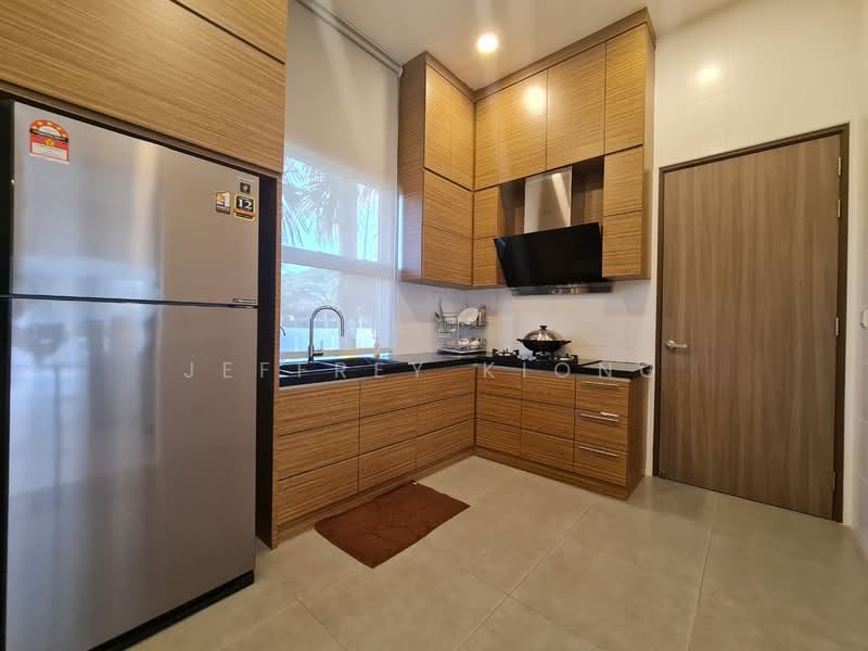 Bungalow for Sale in Leisure Farm (Gelang Patah) - Jeffrey Kiong - Kitchen - PropertyGuru.com.my