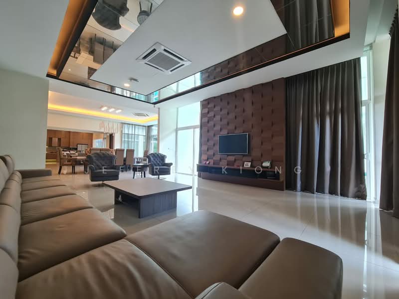 Bungalow for Sale in Leisure Farm (Gelang Patah) - Jeffrey Kiong - Living Room - PropertyGuru.com.my