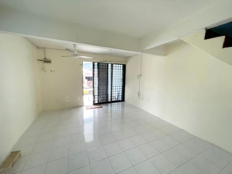 2-storey Terraced House for Sale in Taman Desa Cemerlang (Ulu Tiram) - Calvin Lee - PropertyGuru.com.my