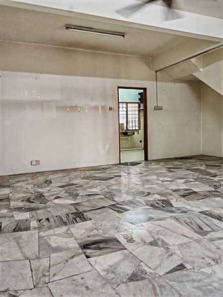 Rumah Teres 2 Tingkat untuk Dijual di Taman Wawasan (Puchong) - Ong KK - Interior - PropertyGuru.com.my