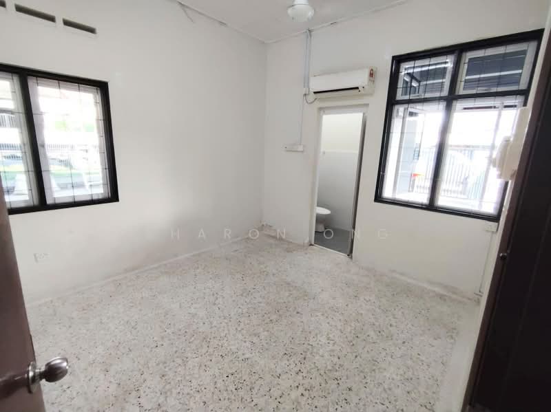 1-storey Terraced House for Sale in Taman Daya (Johor Bahru) - Sharon Ong - Interior - PropertyGuru.com.my