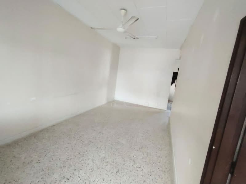 1-storey Terraced House for Sale in Taman Daya (Johor Bahru) - Sharon Ong - Interior - PropertyGuru.com.my