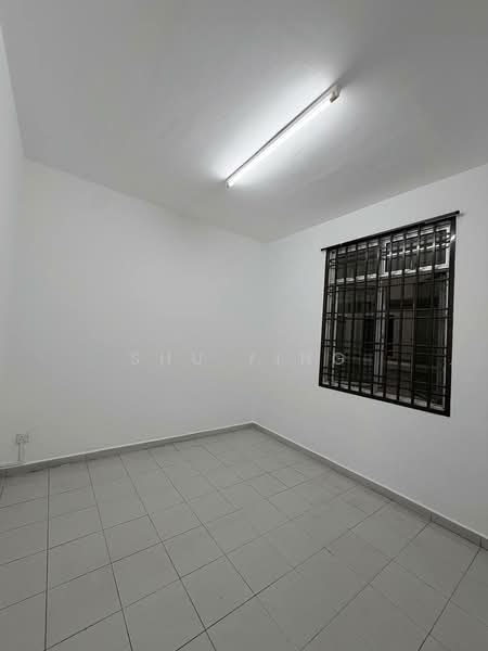 Apartment for Sale at Lake View Suites - Shu Ying - Interior - PropertyGuru.com.my