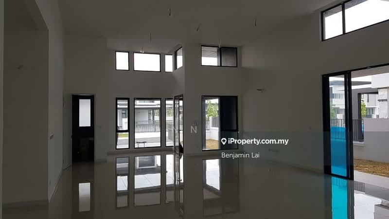 Bungalow for Sale in Sungai Buloh (Selangor) - Yenni . - Living Room - PropertyGuru.com.my