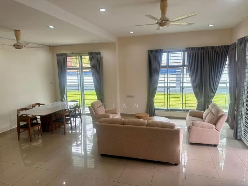 Semi-Detached House for Rent in Taman Sutera Indah (Kluang) - Xiao Tian Niyo - Living Room - PropertyGuru.com.my