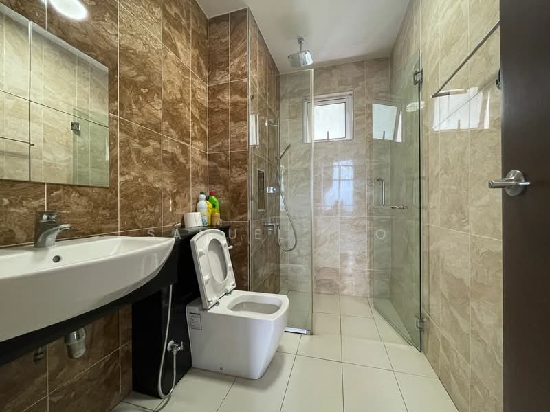 Servis Apartment untuk Dijual di Paragon Residences @ Straits View - Samuel Ngo - Bathroom - PropertyGuru.com.my