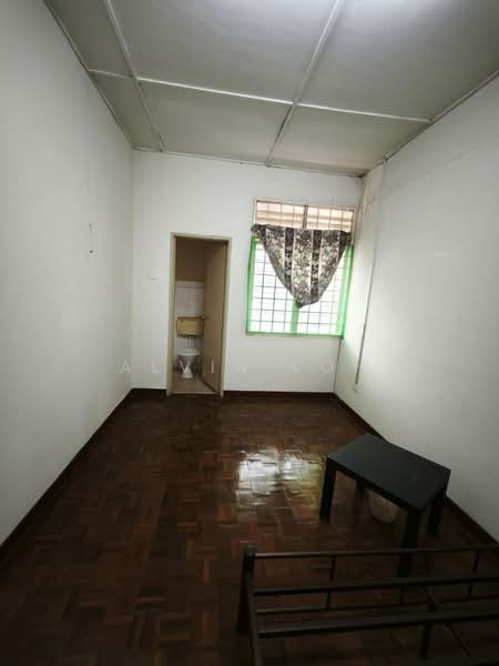 Rumah Teres untuk Dijual di Bandar Mahkota Cheras (Cheras) - Alvin Loh - Bathroom - PropertyGuru.com.my