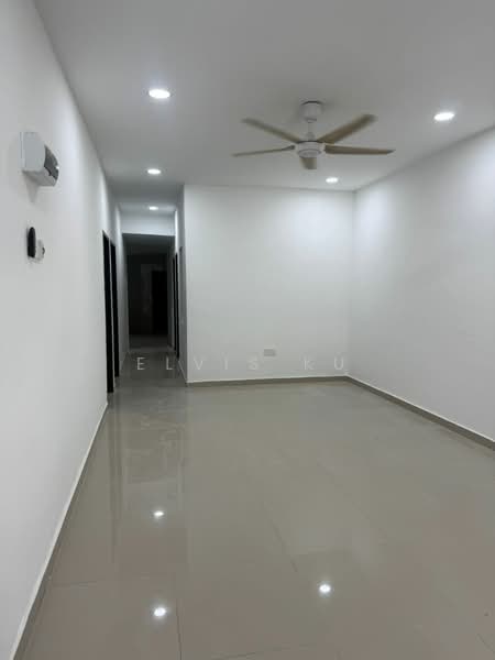 Rumah Teres 1 Tingkat untuk Dijual di Taman Puteri Wangsa (Ulu Tiram) - Elvis Ku - Corridor - PropertyGuru.com.my