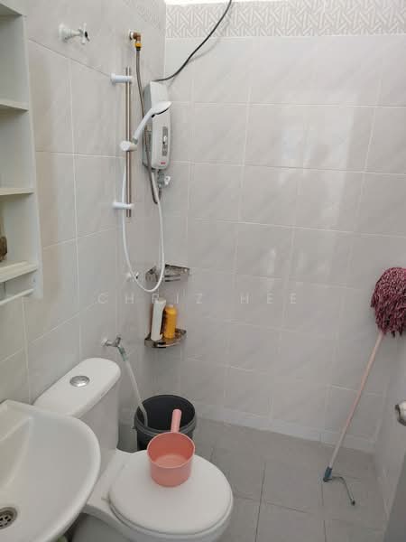Terraced House for Rent in Ipoh (Perak) - Chriz Hee - Bathroom - PropertyGuru.com.my