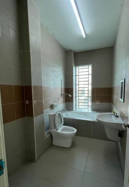 2-storey Terraced House for Rent in Batu Maung (Penang) - Bryan Teng - Bathroom - PropertyGuru.com.my
