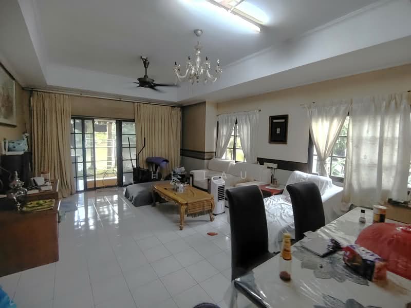 Townhouse for Sale in Country Heights (Kajang) - HL Lau - Living Room - PropertyGuru.com.my