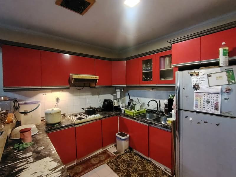 Townhouse for Sale in Country Heights (Kajang) - HL Lau - Kitchen - PropertyGuru.com.my