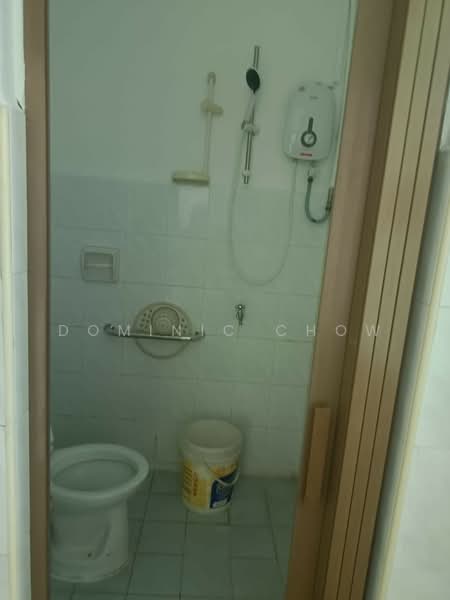 1-storey Terraced House for Rent in Taman Ungku Tun Aminah (Skudai) - Dominic Chow - Bathroom - PropertyGuru.com.my