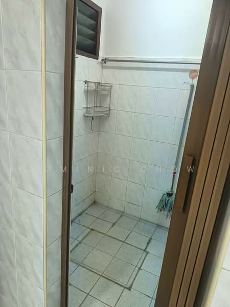 1-storey Terraced House for Rent in Taman Ungku Tun Aminah (Skudai) - Dominic Chow - Bathroom - PropertyGuru.com.my