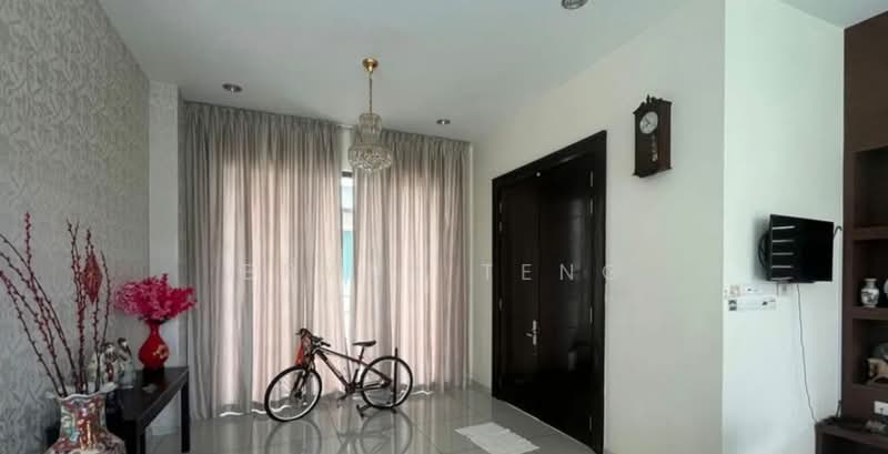 Bungalow for Sale in Pulau Tikus (Penang) - Bryan Teng - Entrance - PropertyGuru.com.my